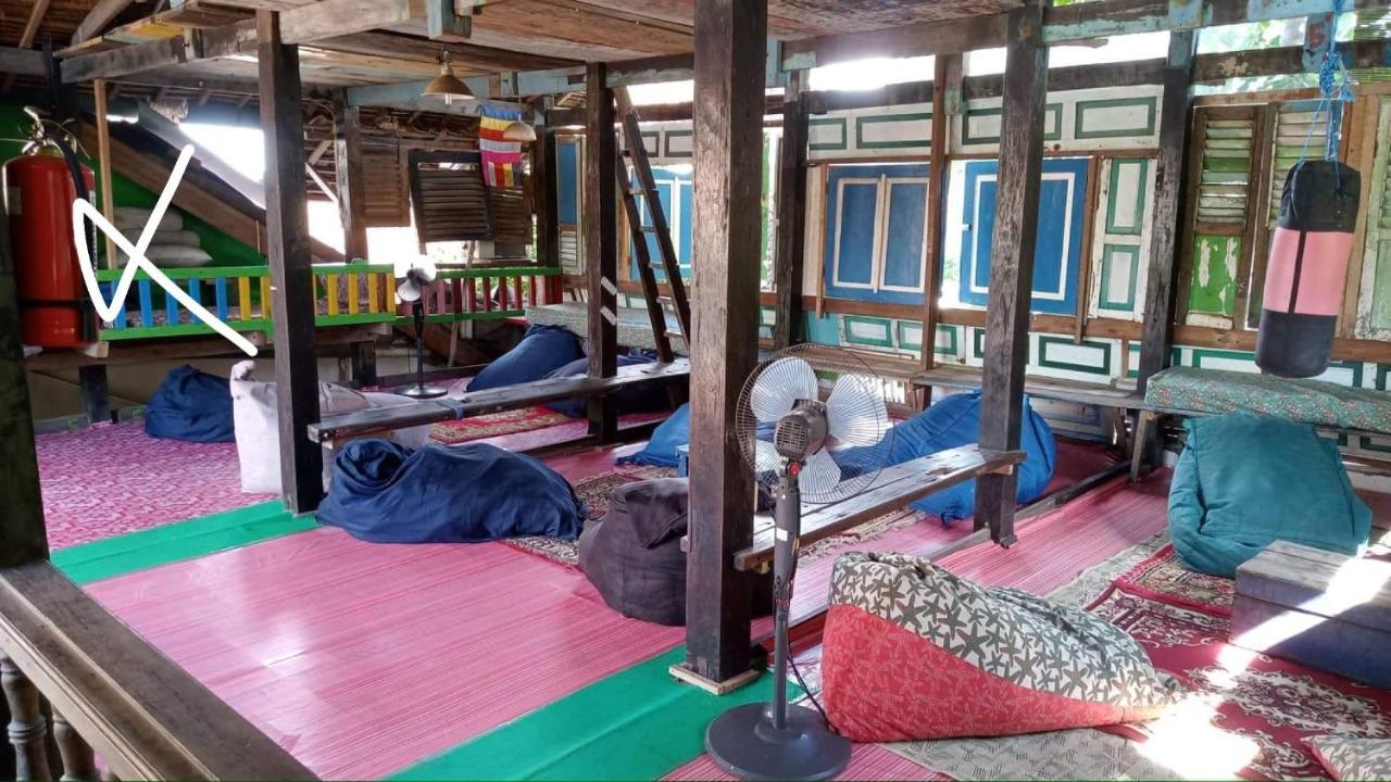 ギリ・トラワンガン Gili La Bohemeホステル エクステリア 写真