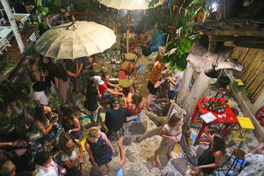 ギリ・トラワンガン Gili La Bohemeホステル エクステリア 写真